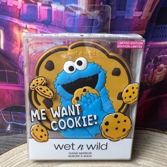 NIB Wet n Wild Sesame Street Cookie Monster Hand Mirror Limited Edition New - Picture 5 of 6
